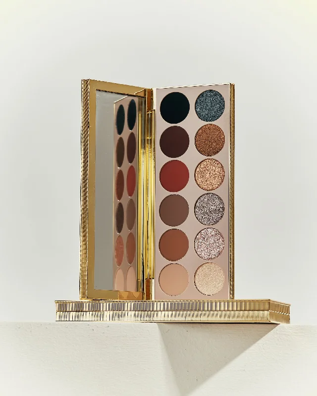 Eye shadow with smooth shade-The Signature Eyeshadow Palette