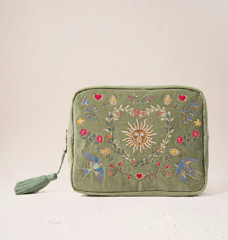 Cosmetic bag for beauty leather-Earth Goddess Wash Bag