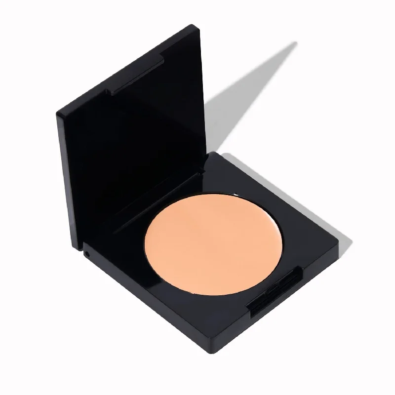 Concealer for skin tone brightening effect-Seamless Finish Full Coverage Concealer