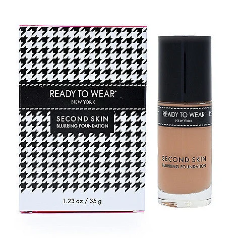 Liquid foundation with natural finish-second skin blurring foundation