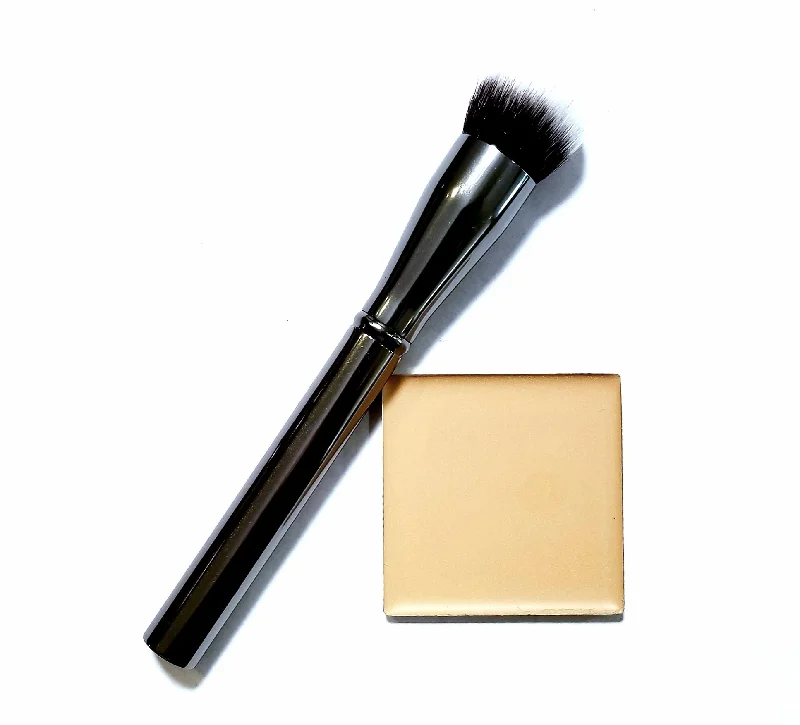 Liquid foundation with full coverage-The Magic 3 in 1 Foundation and application brush